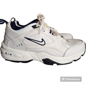 Nike Men's Comfort 2 Leather Sneakers Size 8.5 White